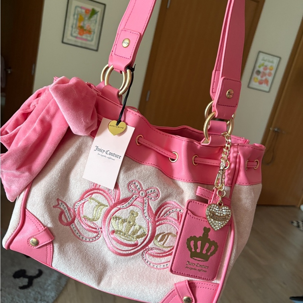 Juicy Couture Pink Daydreamer